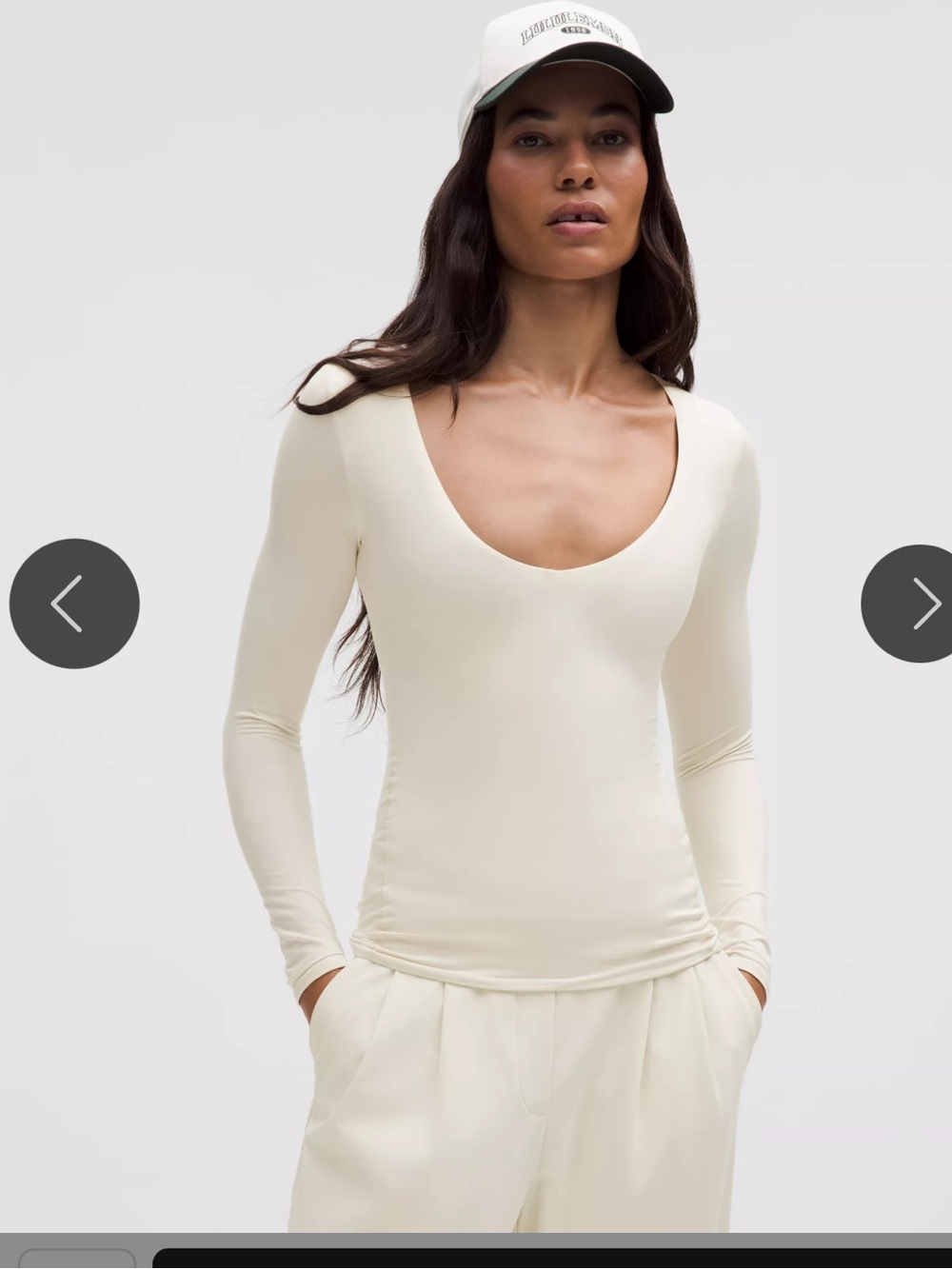 Lululemon Wundermost Ultra-Soft Nulu V-Neck Long-Sleeve Shirt écru color size m